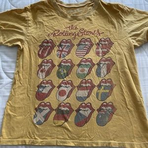 The Rolling stones Tshirt, Men’s size small, yellow, barely worn